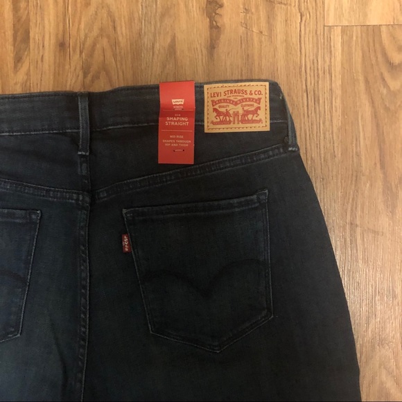 NWT- 314 Levis PLUS  SHAPING PLUS JEANS - Picture 11 of 15